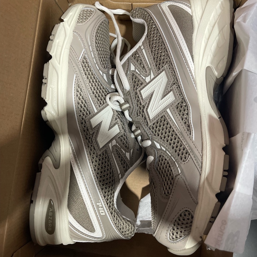 New Balance Green Gray Lifestyle Sneakers